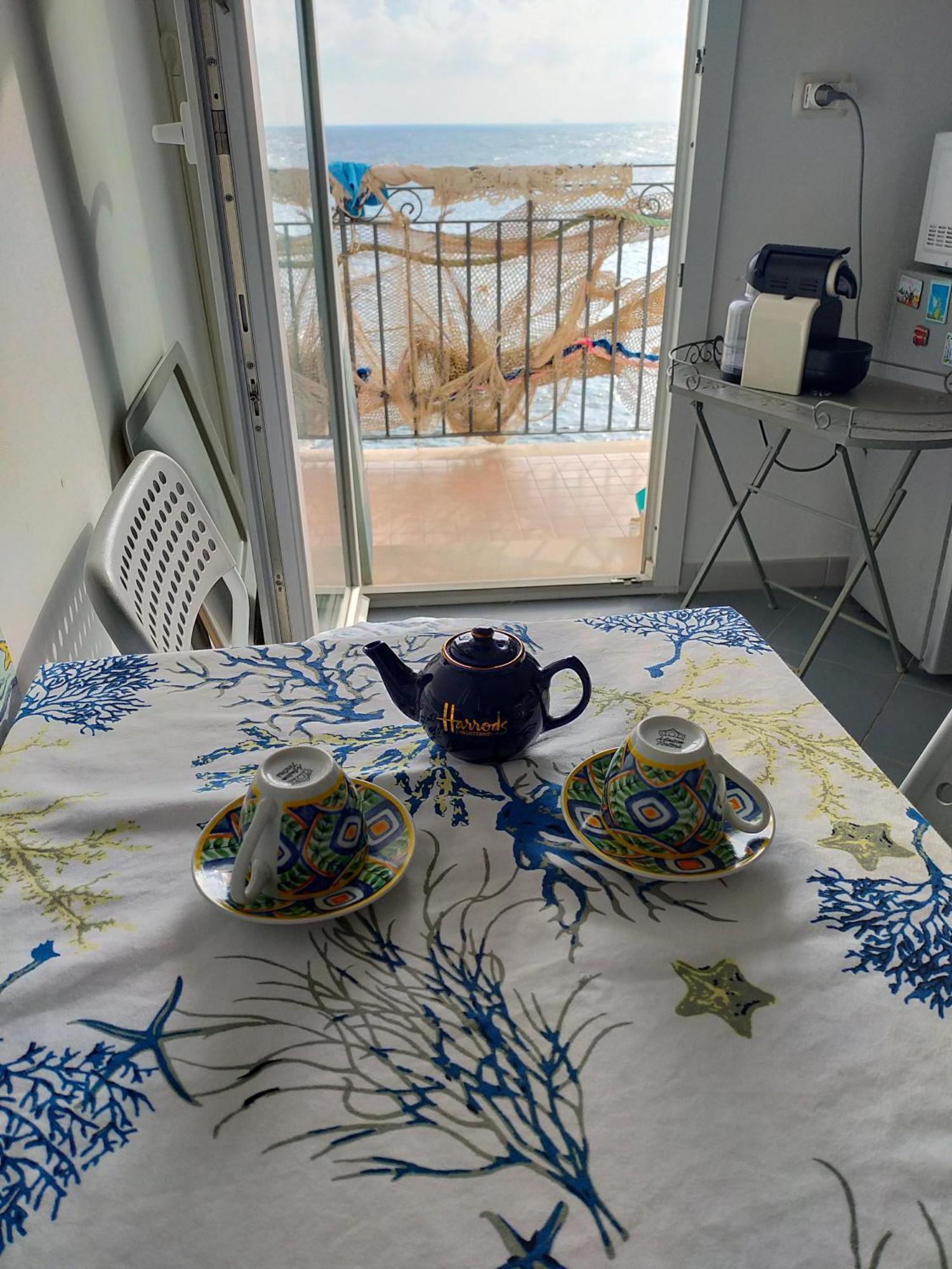 Casa Adriana Fronte Mare Apartment Monopoli Bagian luar foto